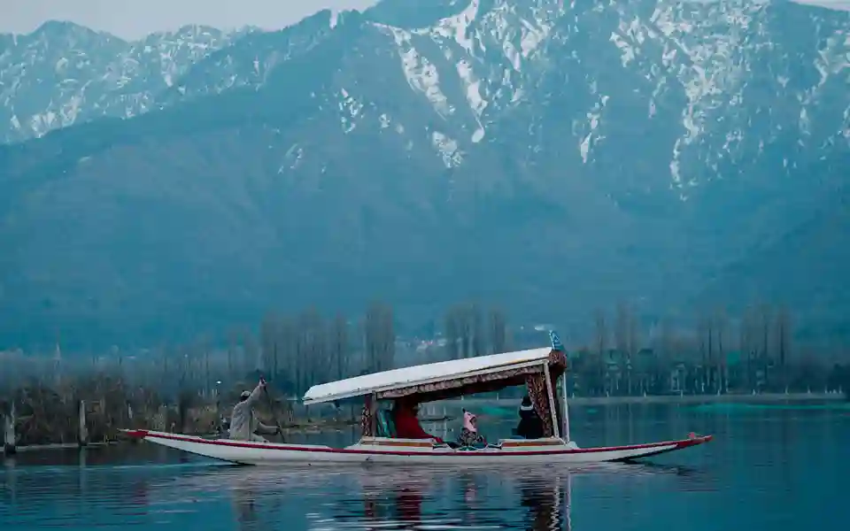 Kashmir & Vaishno Devi Divine Escape